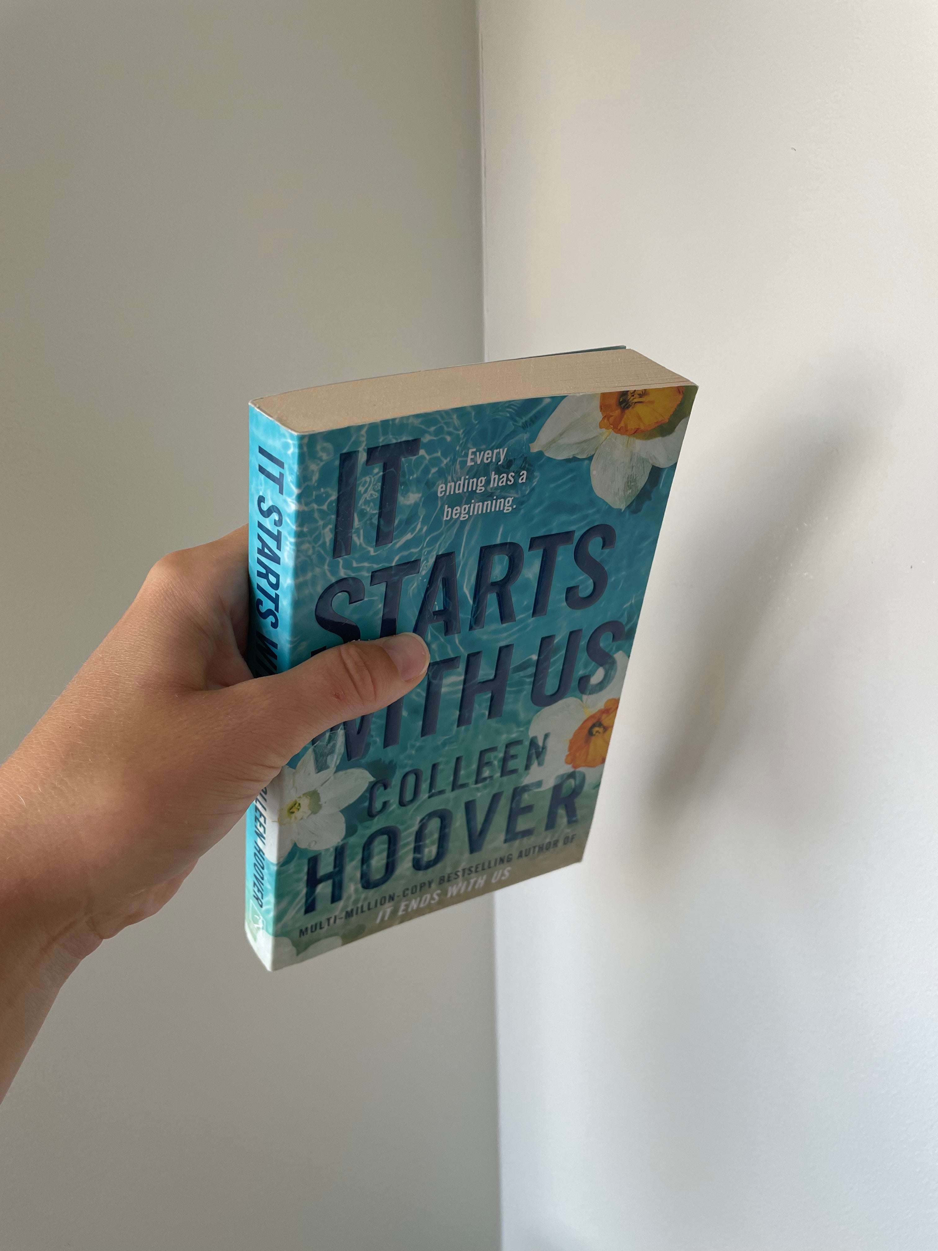 It Starts With Us // Colleen Hoover  [no.2 in the series]