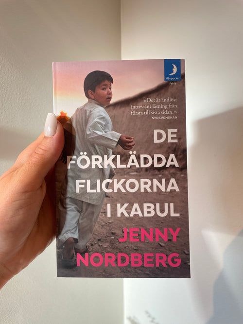 De förklädda flickorna i Kabul – framsida