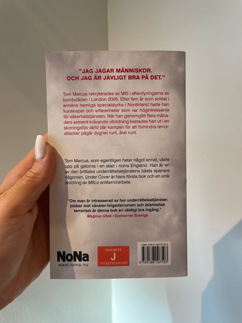 Under Cover – baksida