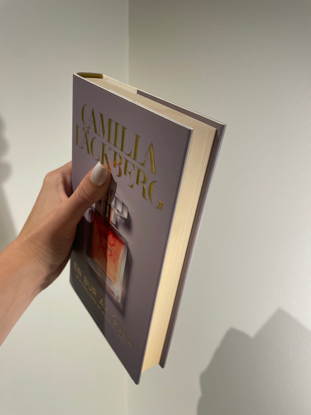 En bur av guld – bild 4