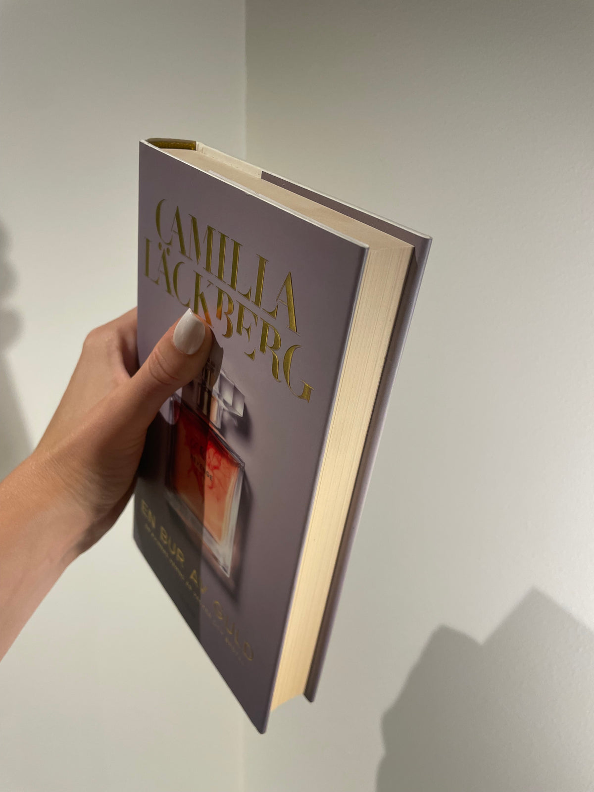 En bur av guld – bild 4