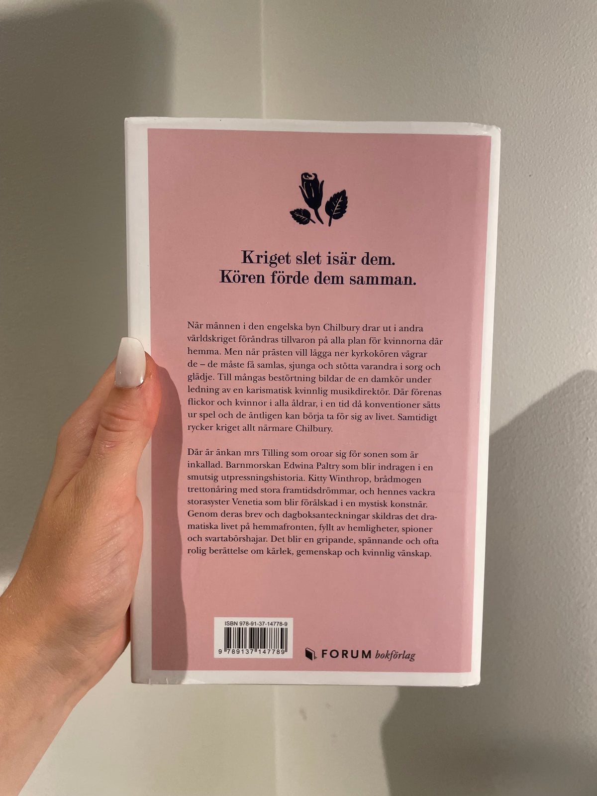 Damkören i Chilbury – baksida