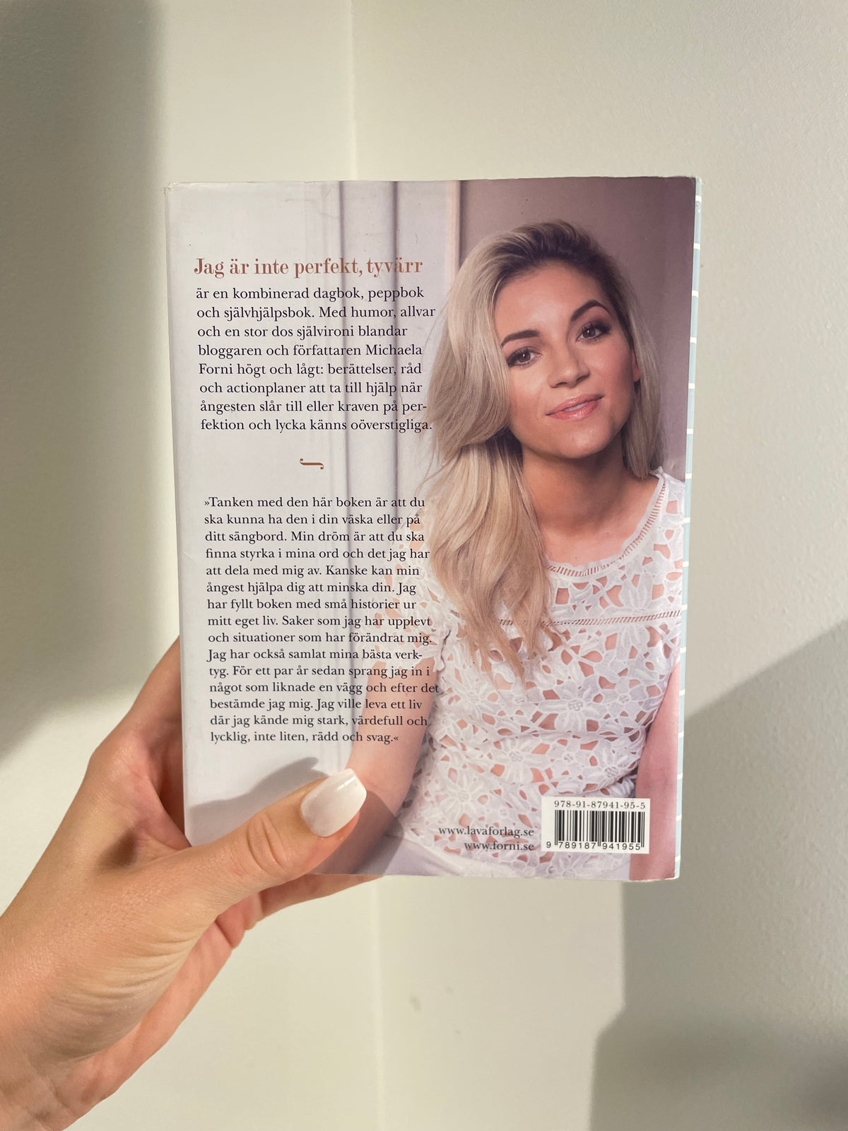 Jag är inte perfekt, tyvärr – baksida