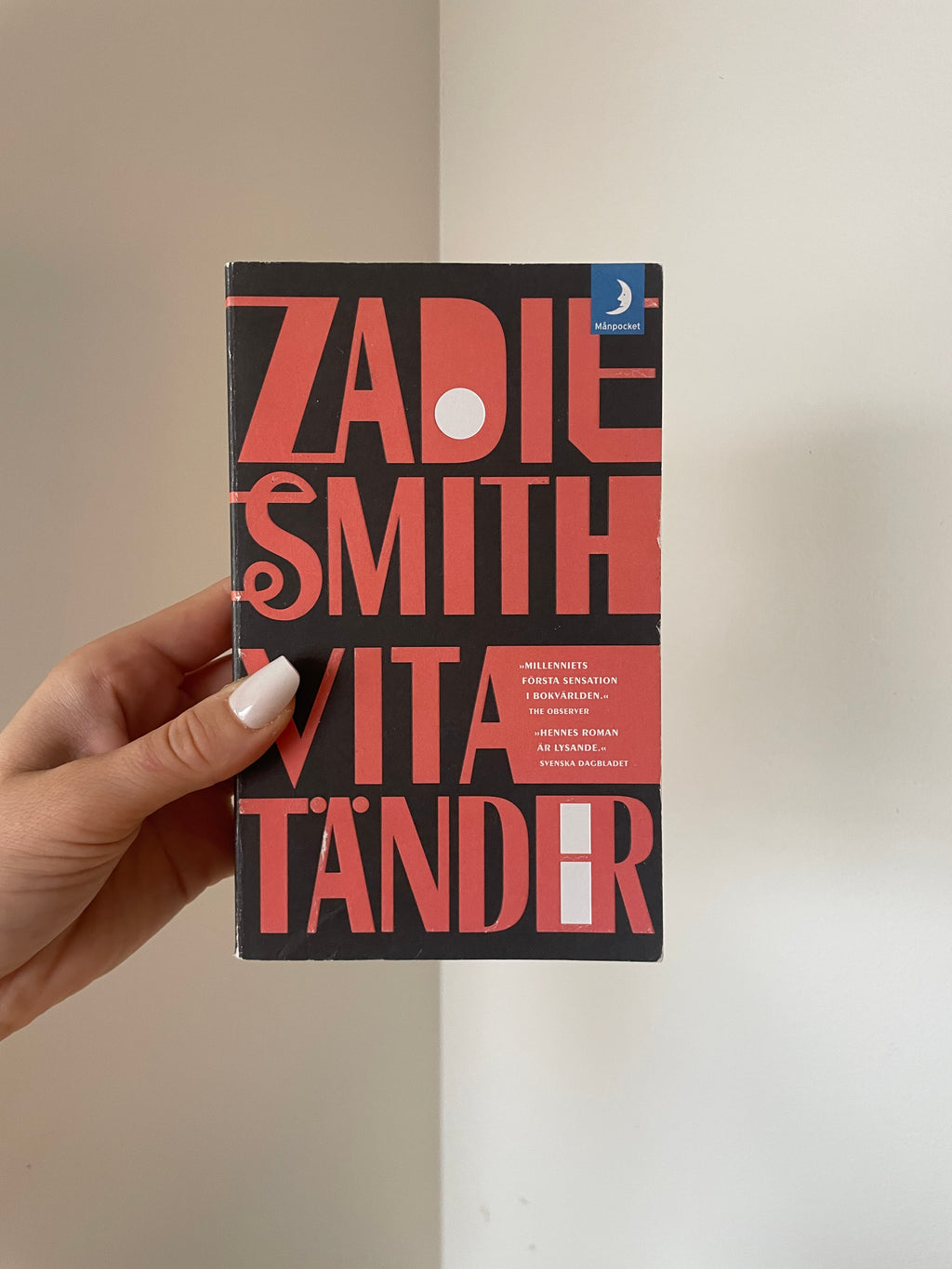 Vita tänder - framsida
